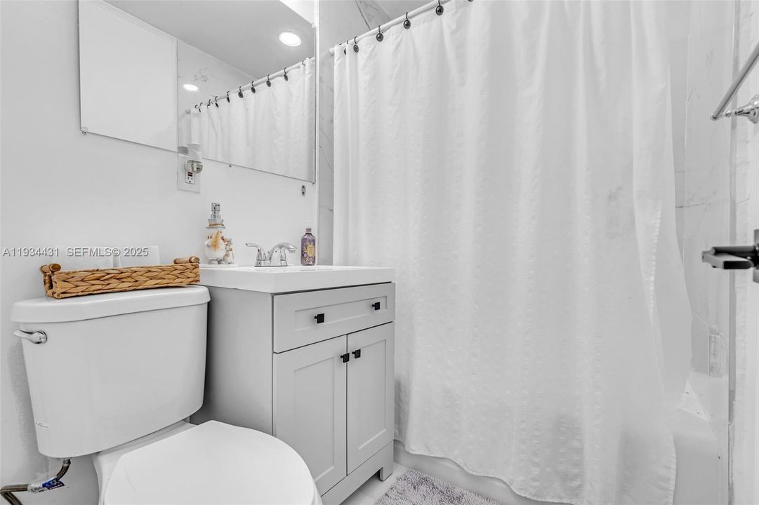 For Sale: $674,900 (3 beds, 2 baths, 1352 Square Feet)