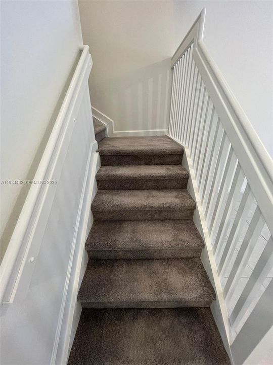 For Rent: $2,850 (3 beds, 2 baths, 1695 Square Feet)