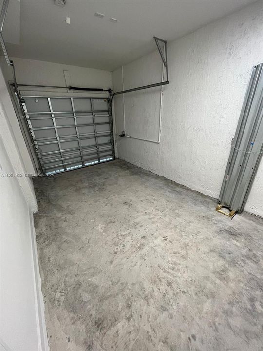 For Rent: $2,850 (3 beds, 2 baths, 1695 Square Feet)