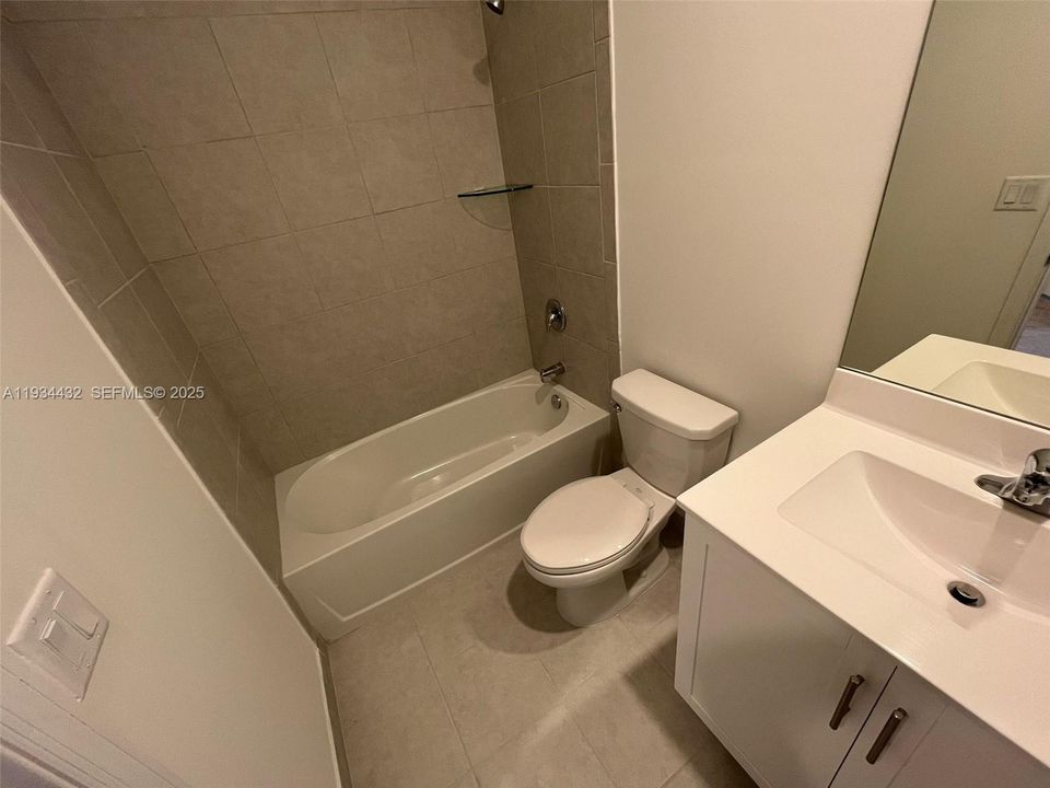 For Rent: $2,850 (3 beds, 2 baths, 1695 Square Feet)