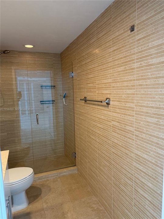 На продажу: $625,000 (2 спален, 2 ванн, 1227 Квадратных фут)