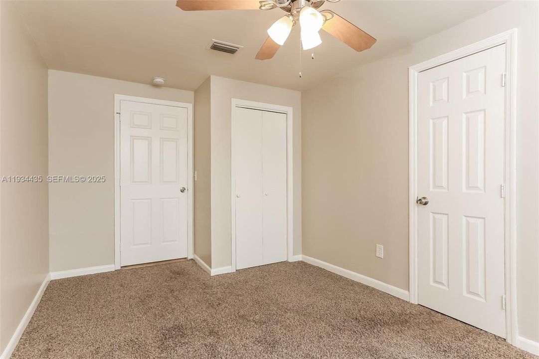 出租: $2,680 (3 贝兹, 2 浴室, 1117 平方英尺)