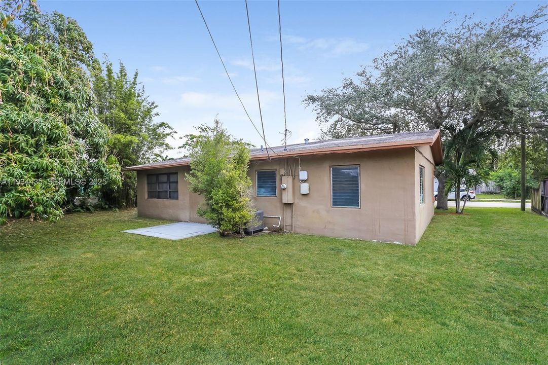 出租: $2,680 (3 贝兹, 2 浴室, 1117 平方英尺)