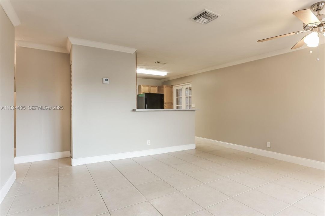 出租: $2,680 (3 贝兹, 2 浴室, 1117 平方英尺)