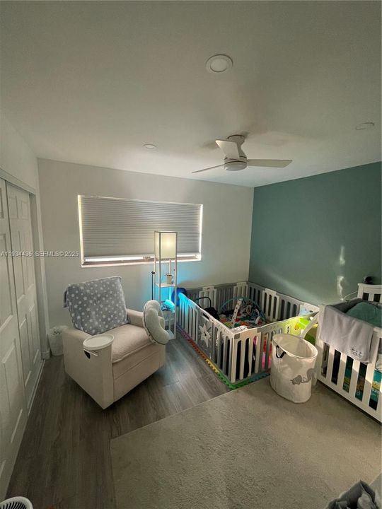 В аренду: $2,600 (2 спален, 1 ванн, 1032 Квадратных фут)