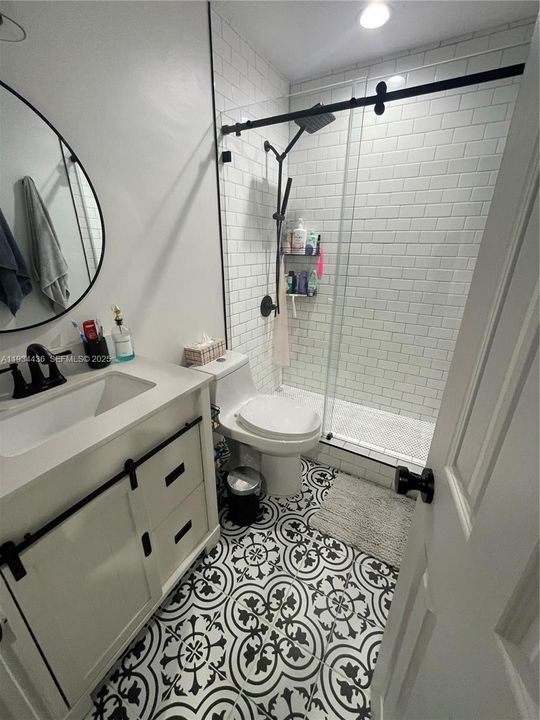 В аренду: $2,600 (2 спален, 1 ванн, 1032 Квадратных фут)