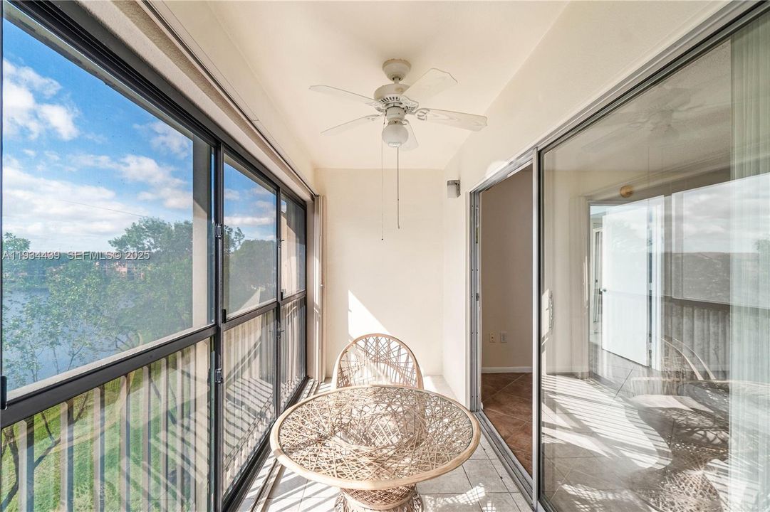 For Sale: $199,000 (2 beds, 2 baths, 1207 Square Feet)