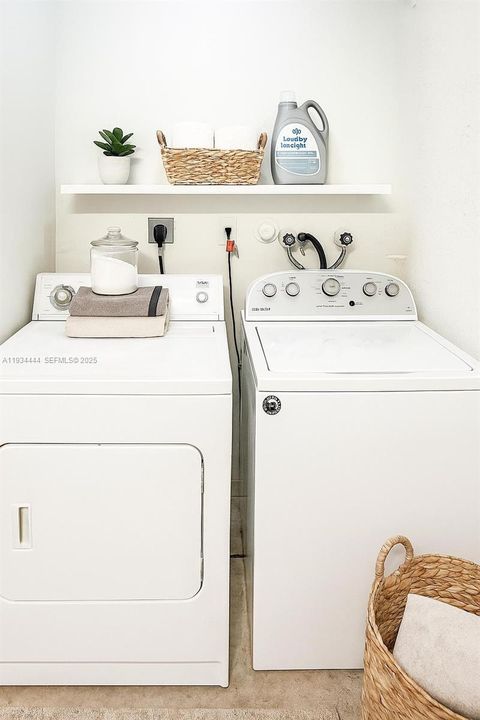 For Rent: $2,150 (3 beds, 2 baths, 1676 Square Feet)