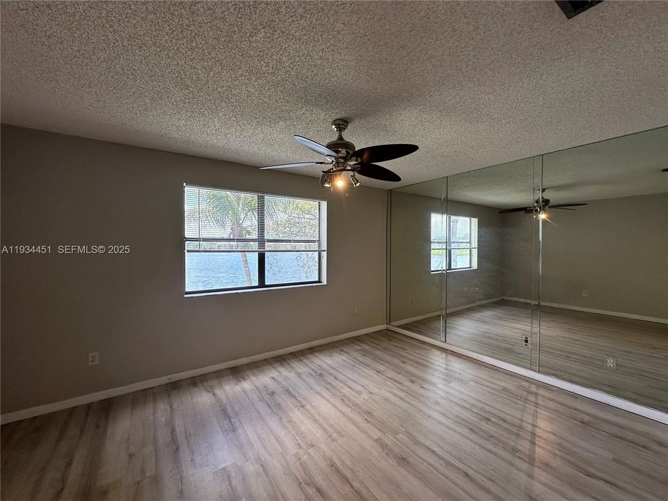 For Rent: $2,100 (2 beds, 2 baths, 970 Square Feet)