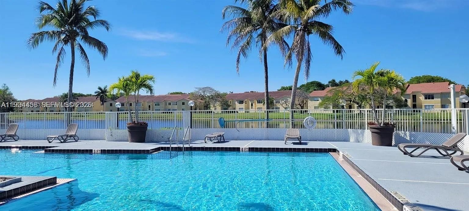 En Renta: $2,350 (2 camas, 2 baños, 1065 Pies cuadrados)