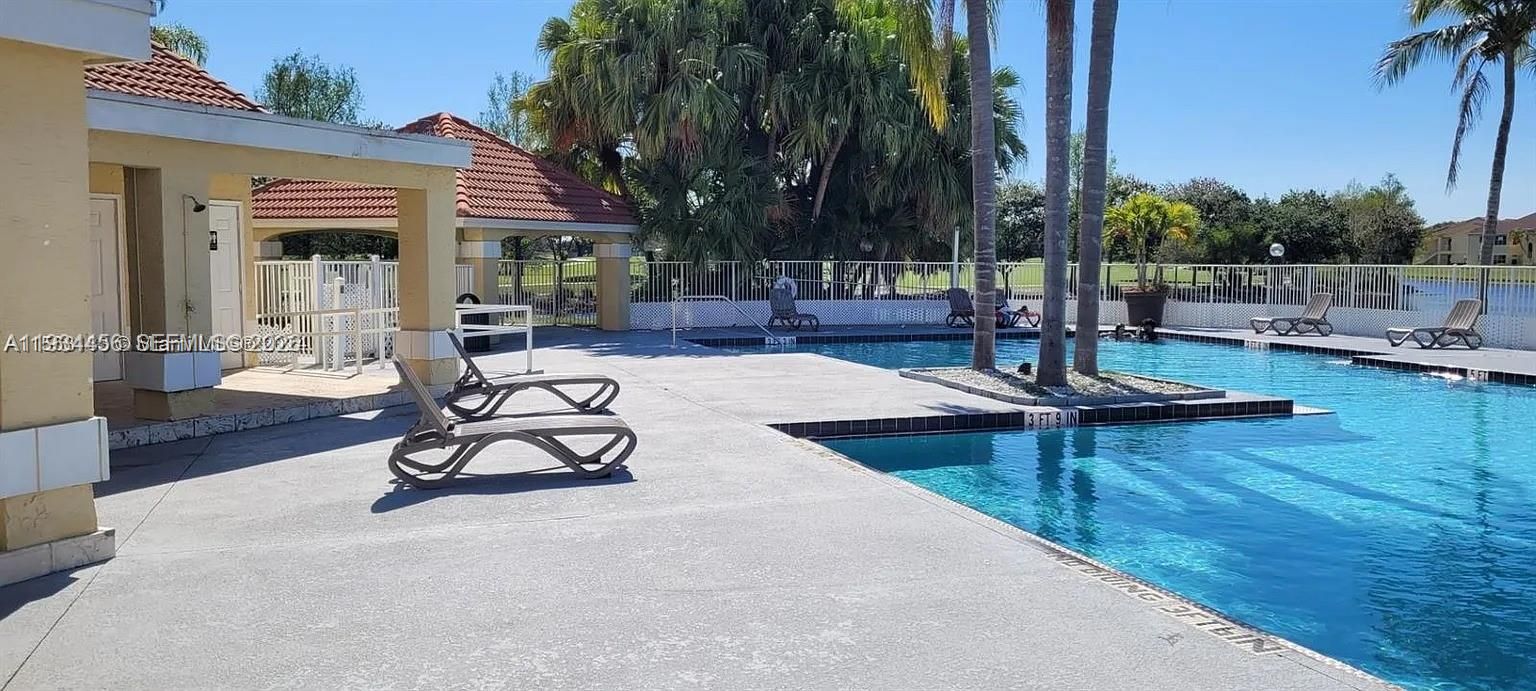 En Renta: $2,350 (2 camas, 2 baños, 1065 Pies cuadrados)