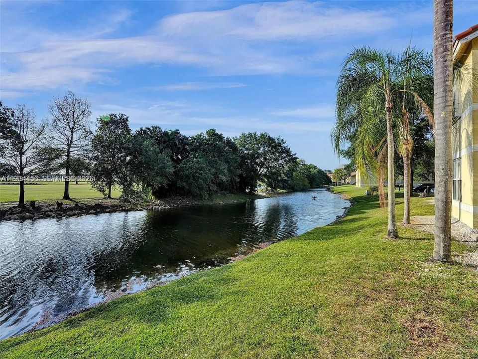 En Renta: $2,350 (2 camas, 2 baños, 1065 Pies cuadrados)