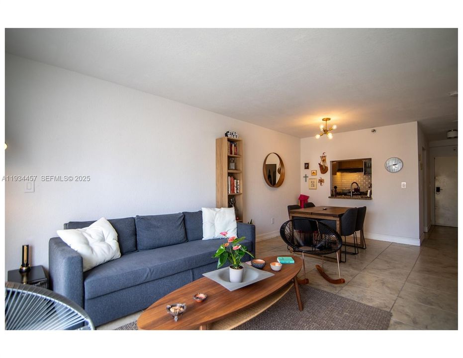 En Renta: $2,350 (1 camas, 1 baños, 709 Pies cuadrados)