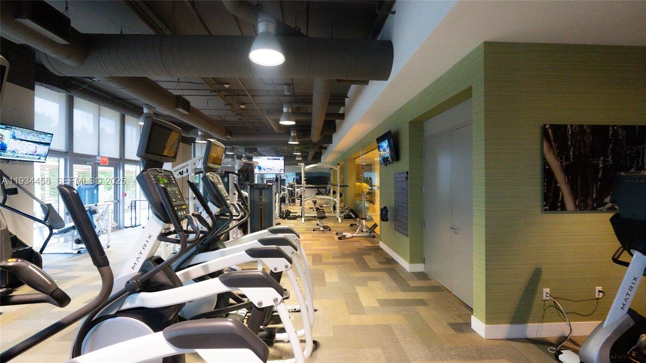 待售: $725,000 (2 贝兹, 2 浴室, 1123 平方英尺)