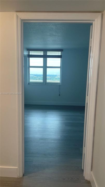 For Rent: $2,650 (1 beds, 1 baths, 816 Square Feet)