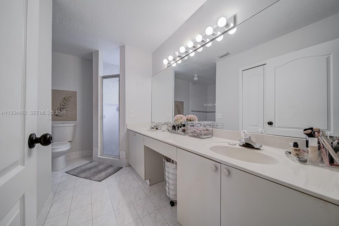 В аренду: $3,500 (4 спален, 2 ванн, 1786 Квадратных фут)