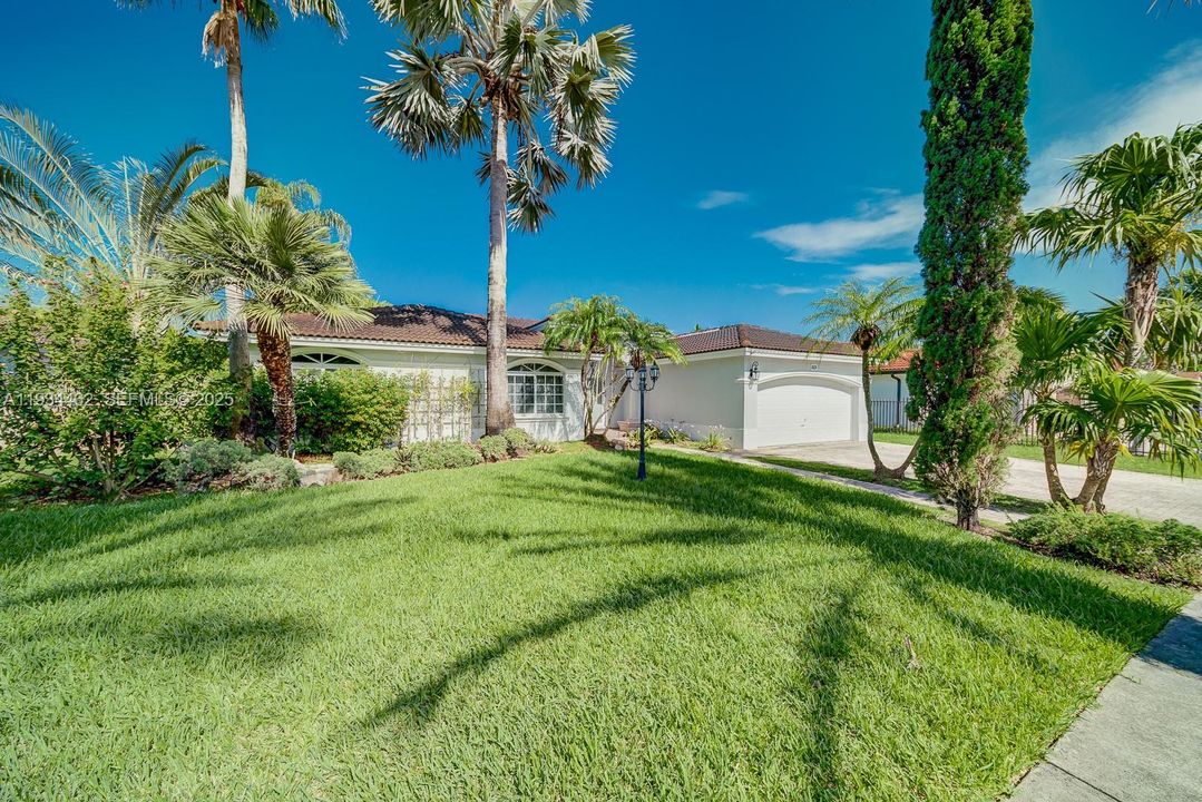 В аренду: $3,500 (4 спален, 2 ванн, 1786 Квадратных фут)