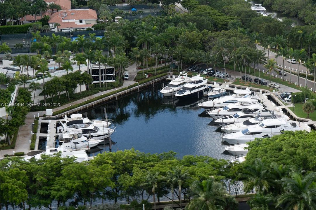 For Sale: $1,895,000 (3 beds, 3 baths, 3082 Square Feet)