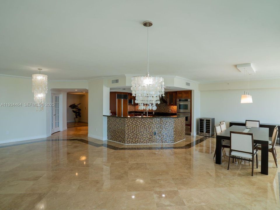 For Sale: $1,895,000 (3 beds, 3 baths, 3082 Square Feet)