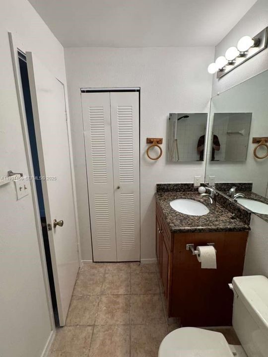 出租: $2,450 (3 贝兹, 2 浴室, 1305 平方英尺)