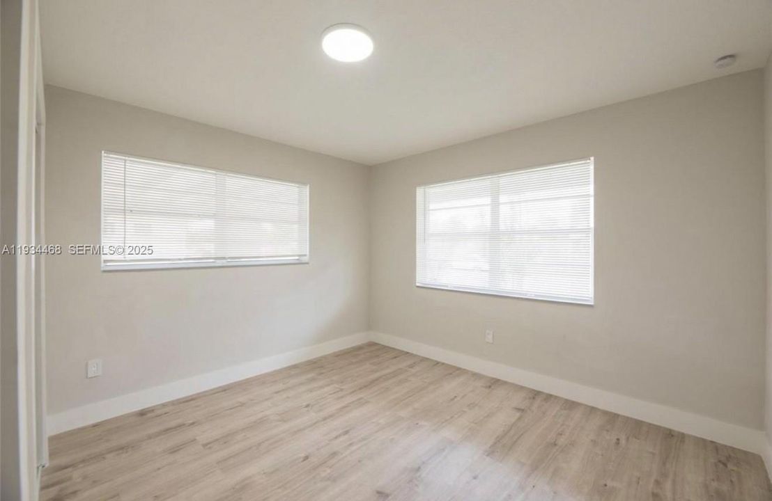 待售: $475,000 (3 贝兹, 2 浴室, 1383 平方英尺)