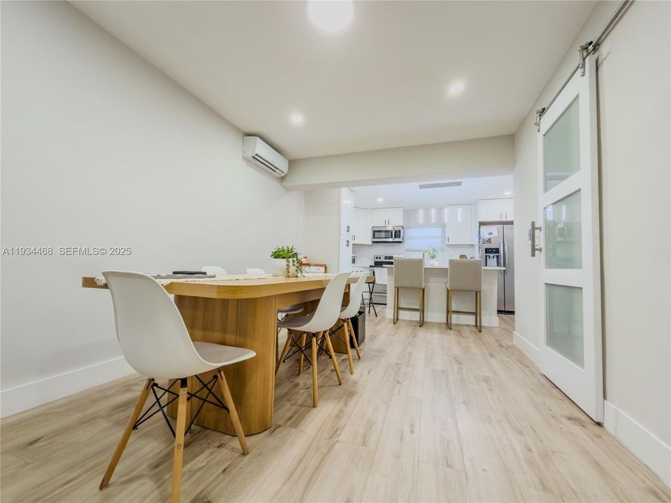 待售: $475,000 (3 贝兹, 2 浴室, 1383 平方英尺)