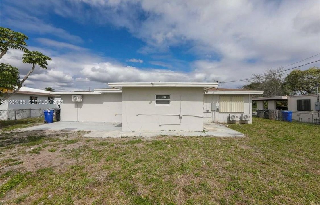 待售: $475,000 (3 贝兹, 2 浴室, 1383 平方英尺)