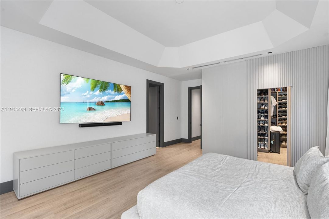 En Venta: $3,250,000 (4 camas, 5 baños, 3393 Pies cuadrados)