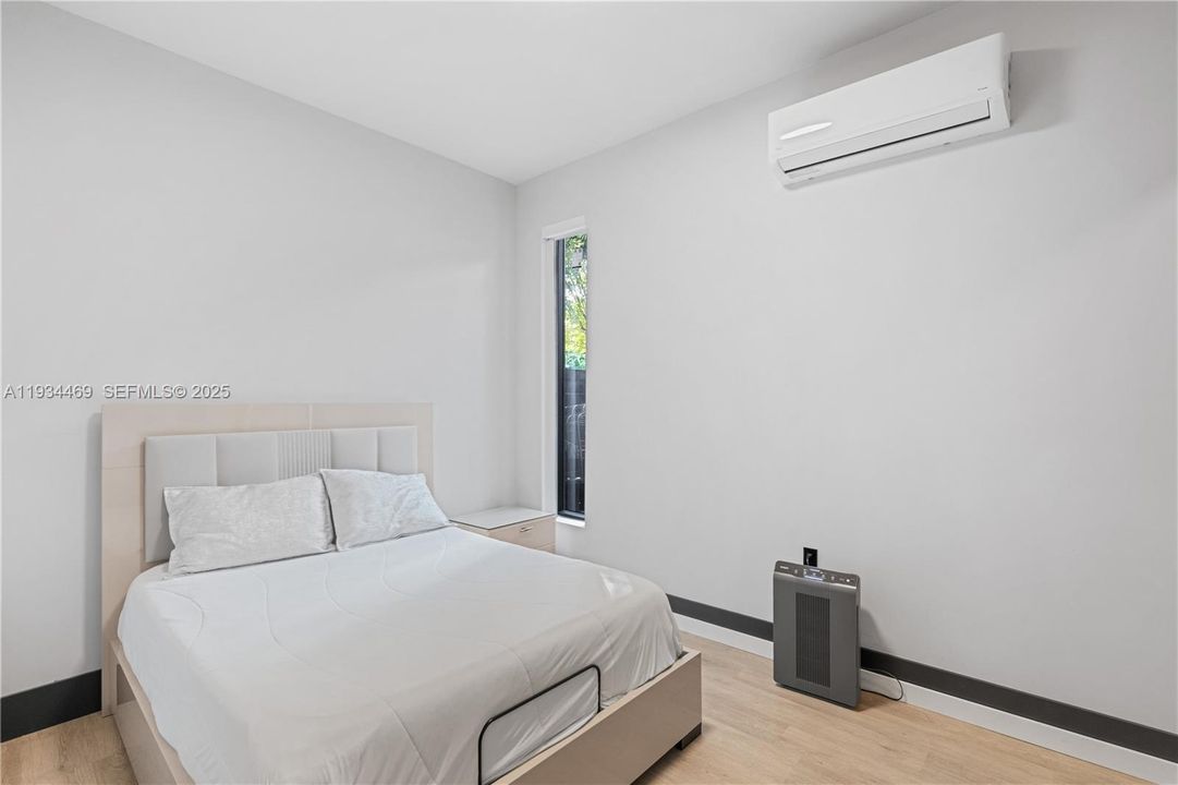 En Venta: $3,250,000 (4 camas, 5 baños, 3393 Pies cuadrados)