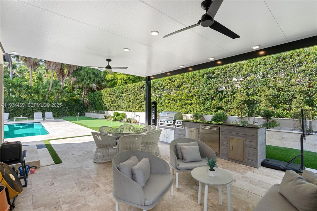 En Venta: $3,250,000 (4 camas, 5 baños, 3393 Pies cuadrados)