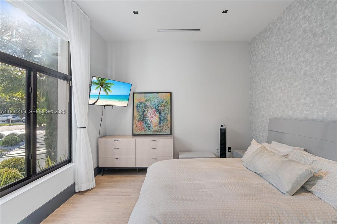 En Venta: $3,250,000 (4 camas, 5 baños, 3393 Pies cuadrados)