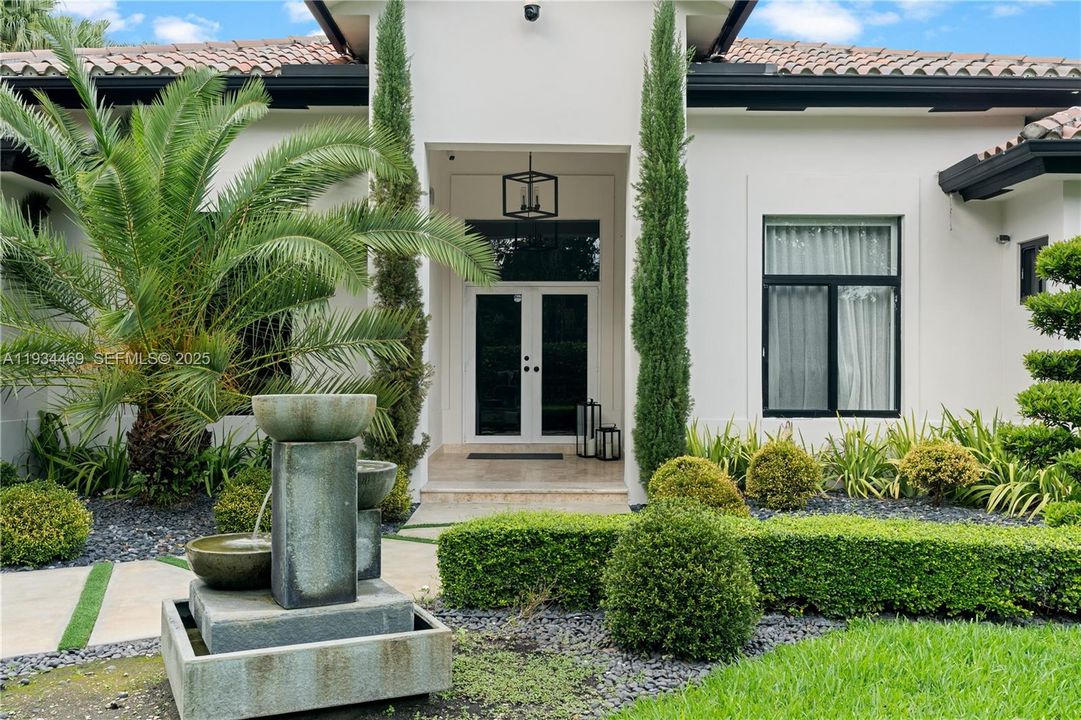 En Venta: $3,250,000 (4 camas, 5 baños, 3393 Pies cuadrados)