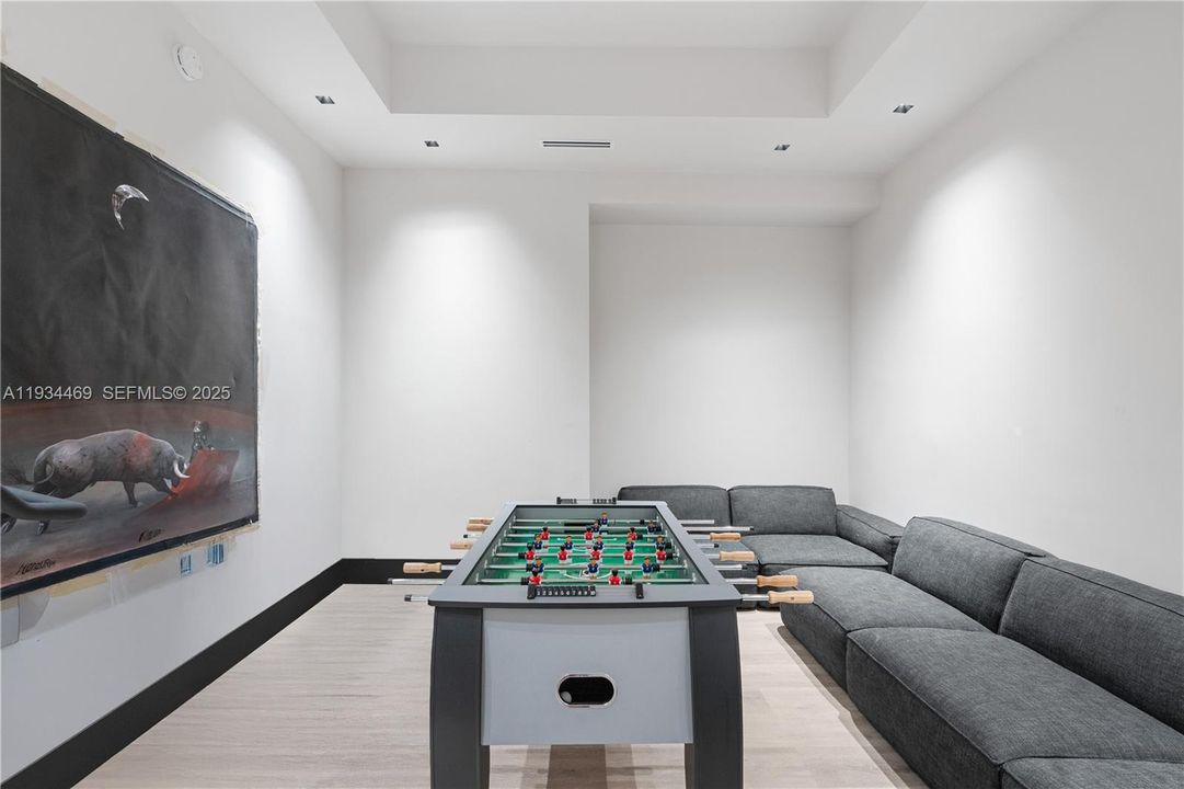 En Venta: $3,250,000 (4 camas, 5 baños, 3393 Pies cuadrados)