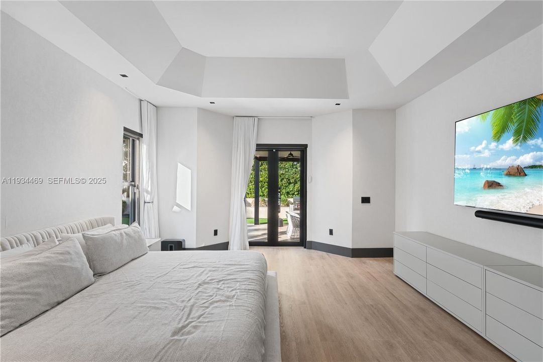 En Venta: $3,250,000 (4 camas, 5 baños, 3393 Pies cuadrados)