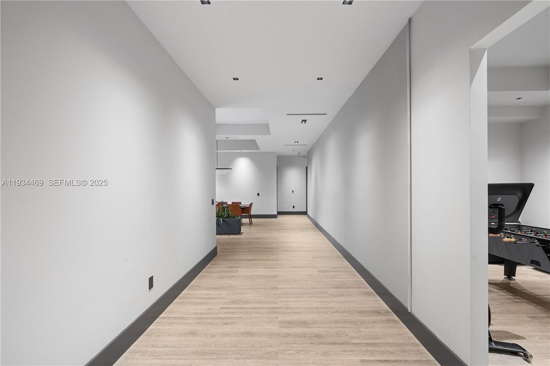 En Venta: $3,250,000 (4 camas, 5 baños, 3393 Pies cuadrados)