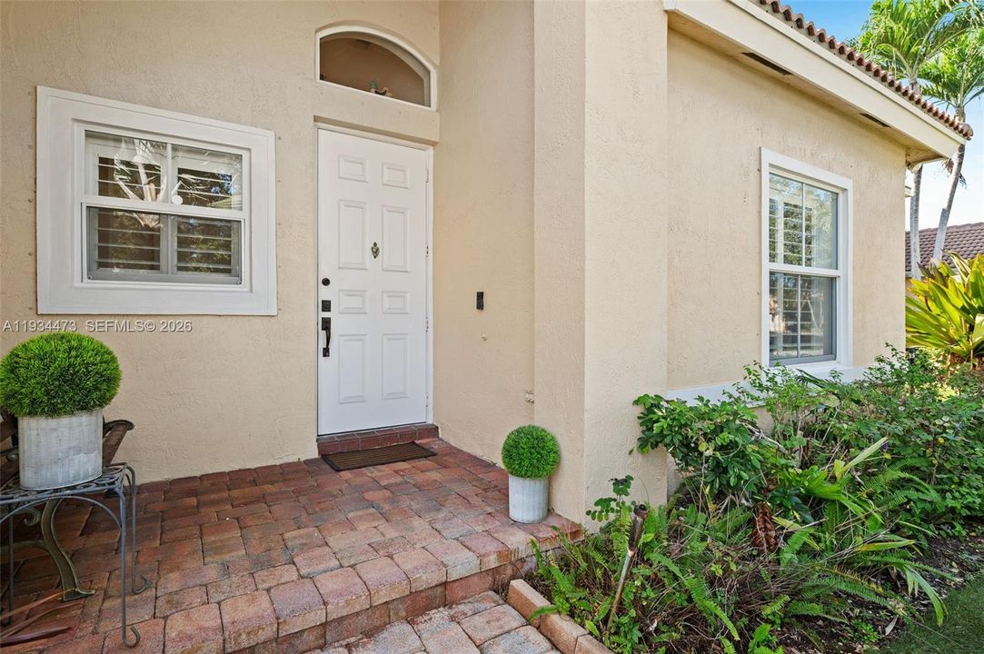 For Sale: $745,000 (3 beds, 2 baths, 2111 Square Feet)