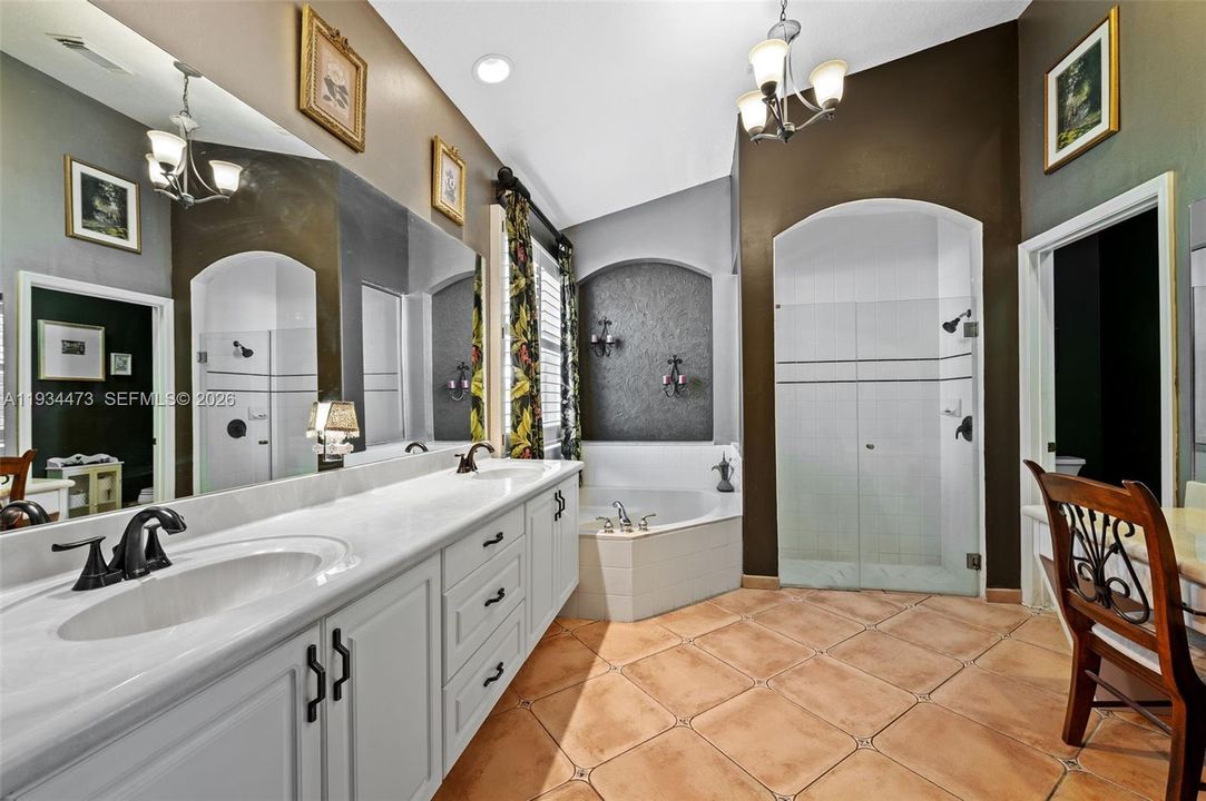 For Sale: $745,000 (3 beds, 2 baths, 2111 Square Feet)