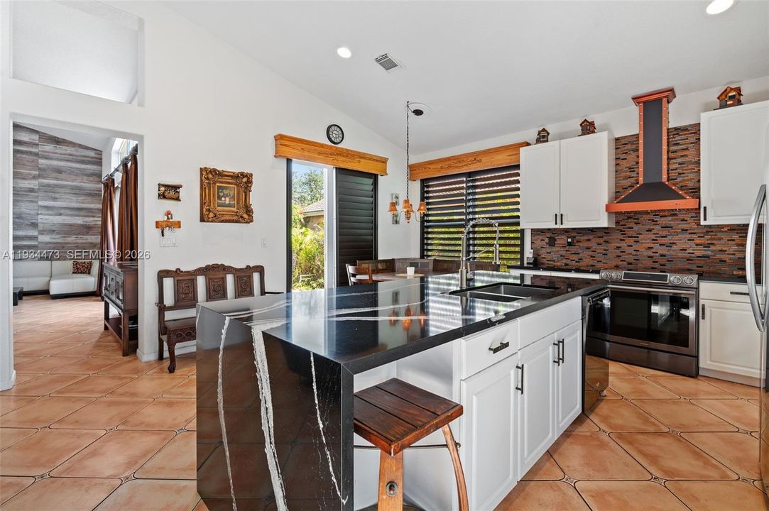 For Sale: $745,000 (3 beds, 2 baths, 2111 Square Feet)