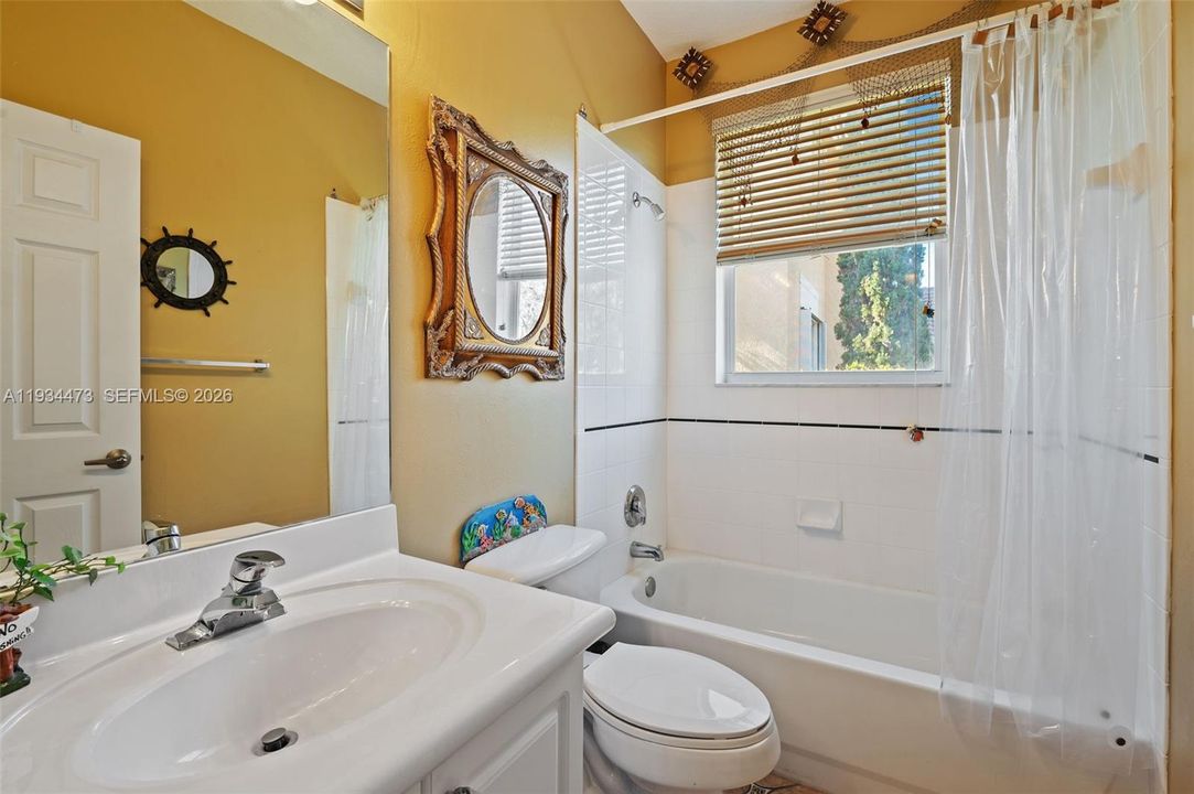 For Sale: $745,000 (3 beds, 2 baths, 2111 Square Feet)