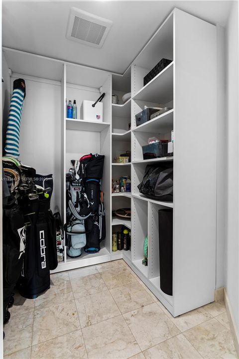 На продажу: $2,850,000 (3 спален, 3 ванн, 2130 Квадратных фут)