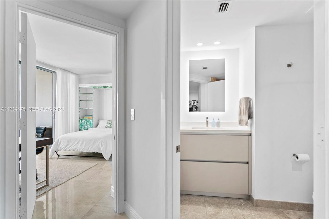 На продажу: $2,850,000 (3 спален, 3 ванн, 2130 Квадратных фут)