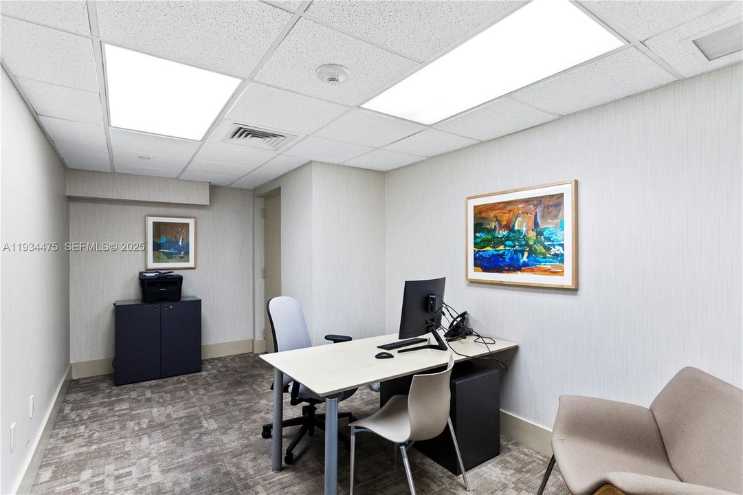 На продажу: $2,850,000 (3 спален, 3 ванн, 2130 Квадратных фут)