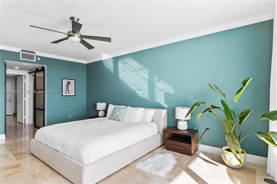 На продажу: $2,850,000 (3 спален, 3 ванн, 2130 Квадратных фут)