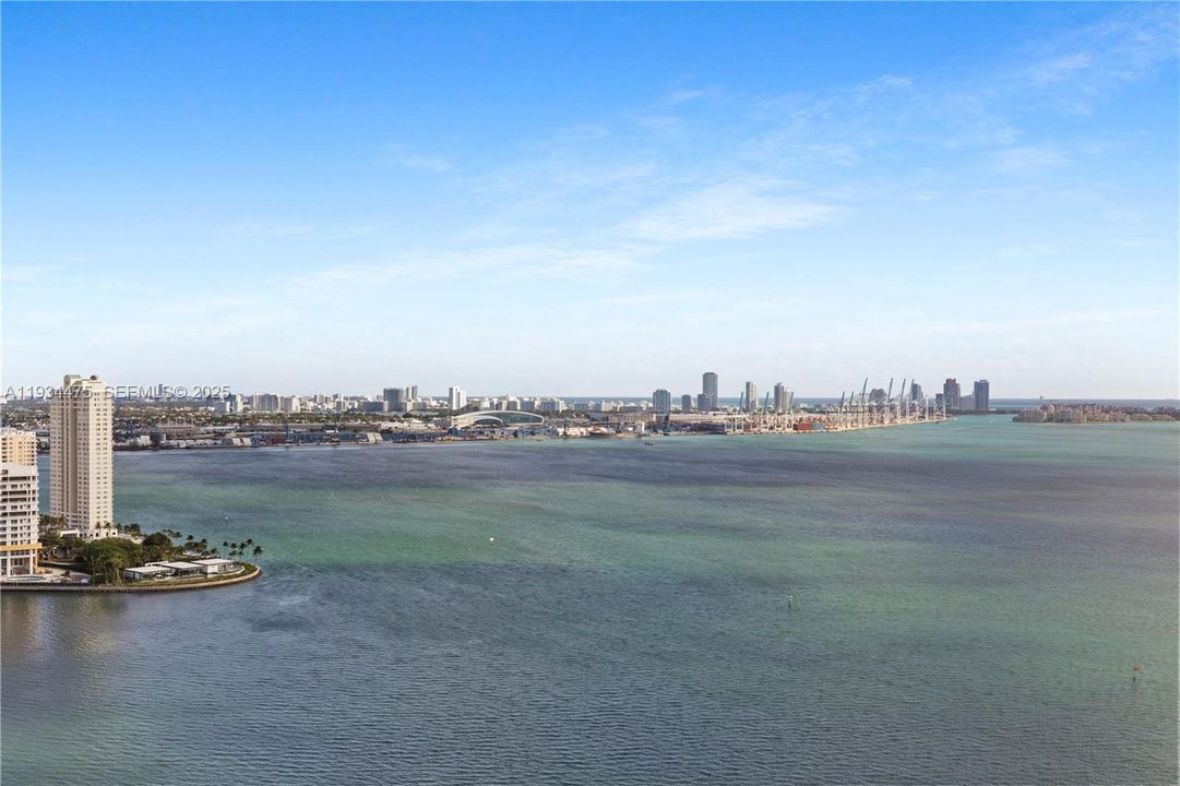 На продажу: $2,850,000 (3 спален, 3 ванн, 2130 Квадратных фут)