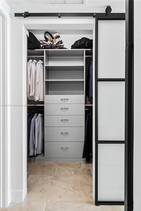 На продажу: $2,850,000 (3 спален, 3 ванн, 2130 Квадратных фут)