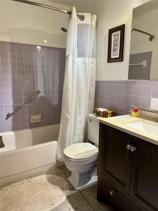 На продажу: $79,000 (1 спален, 1 ванн, 620 Квадратных фут)