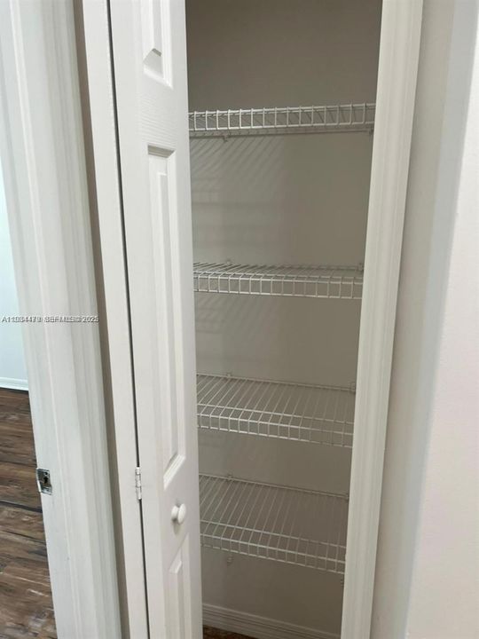 For Rent: $1,600 (2 beds, 2 baths, 815 Square Feet)