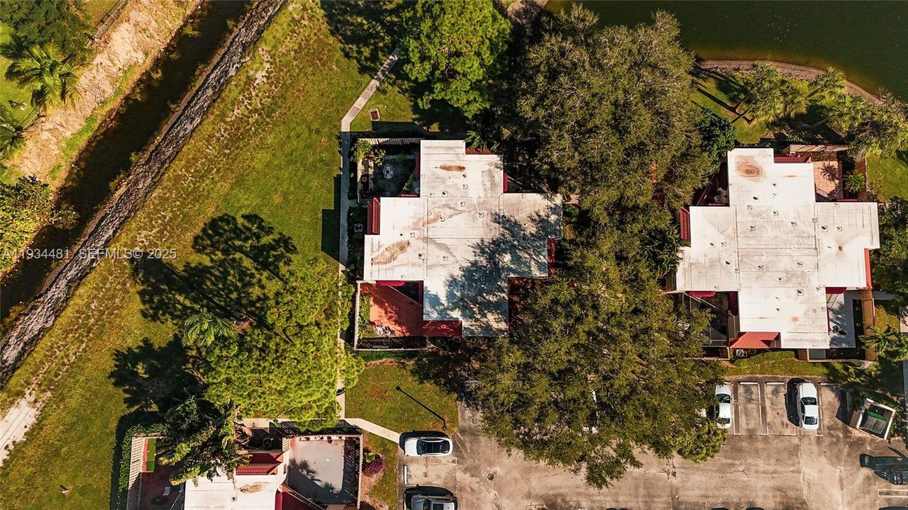 В аренду: $3,000 (3 спален, 3 ванн, 1326 Квадратных фут)