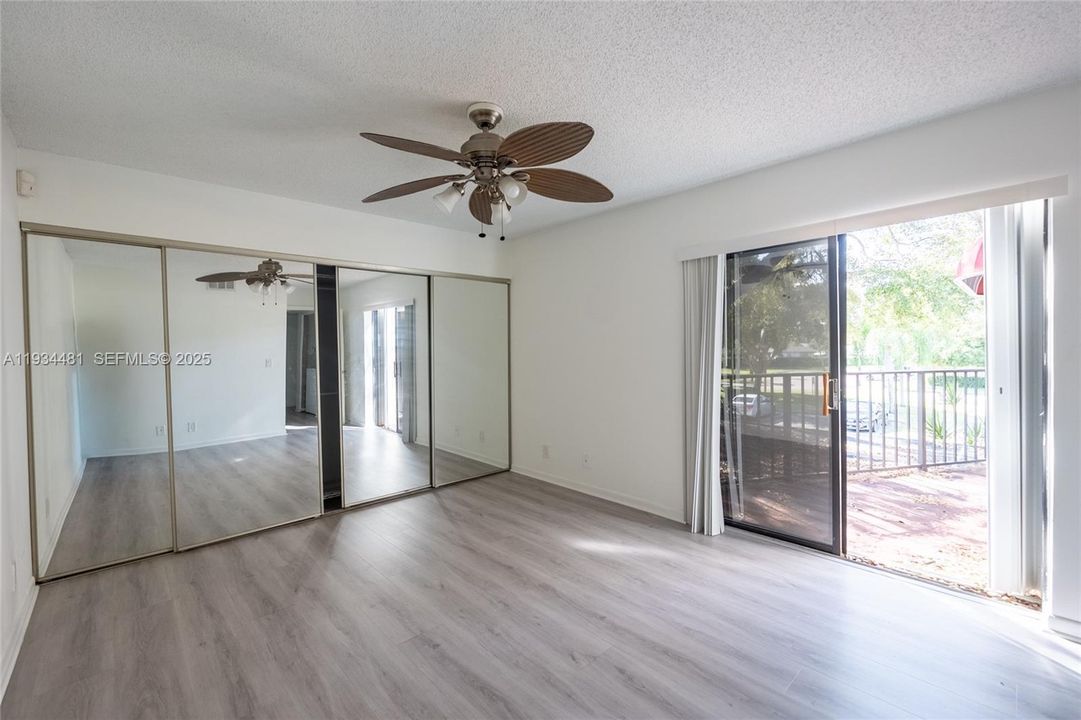 В аренду: $3,000 (3 спален, 3 ванн, 1326 Квадратных фут)