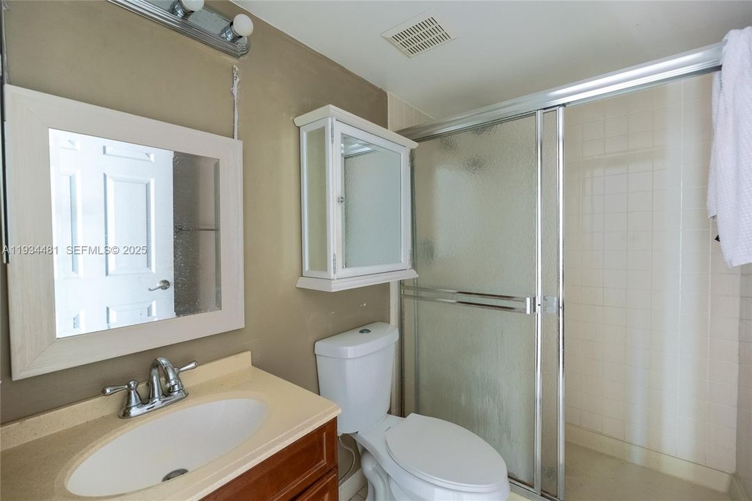 В аренду: $3,000 (3 спален, 3 ванн, 1326 Квадратных фут)